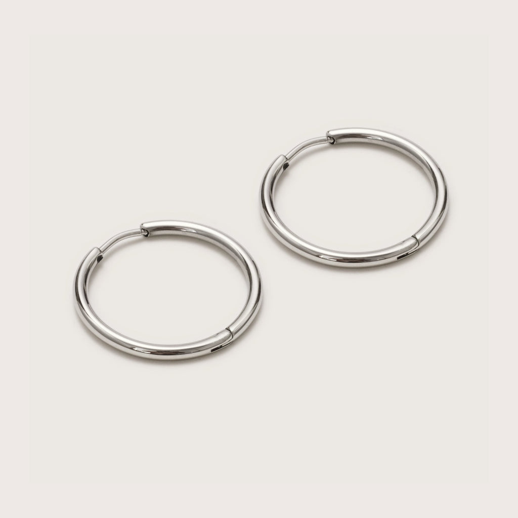 Silver Ultimate Midi Hoops 20mm close-up showing hoop profile
