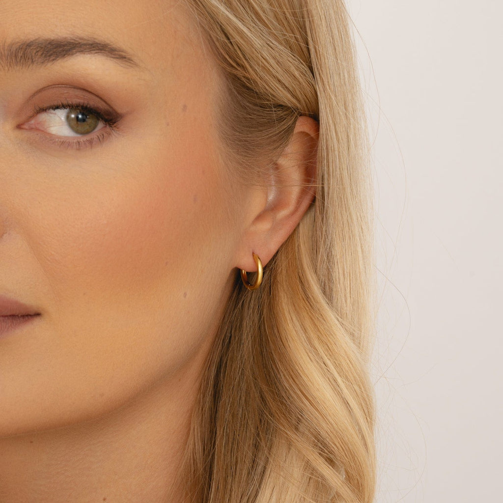 Milla Hoop Earrings