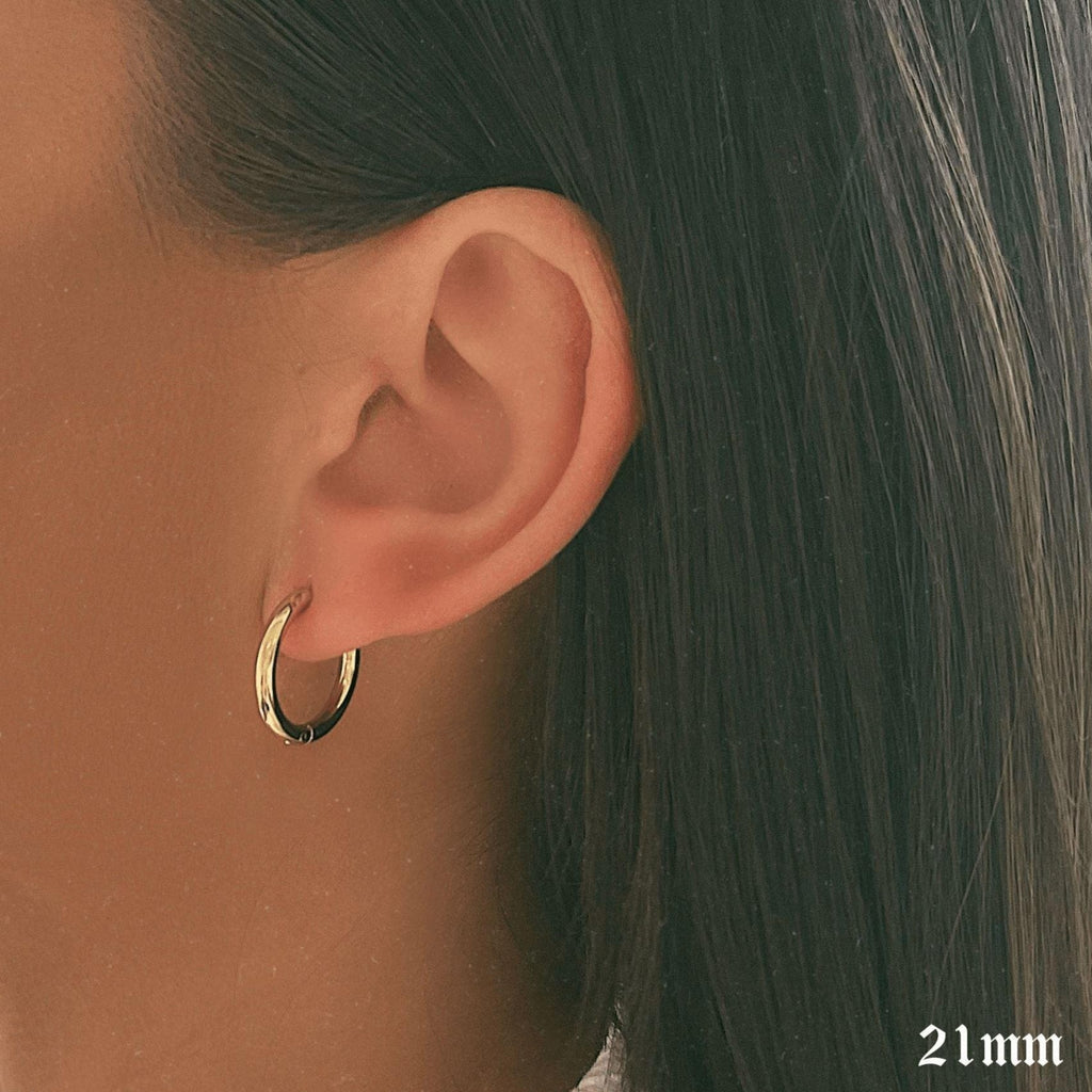 Milla Hoop Earrings