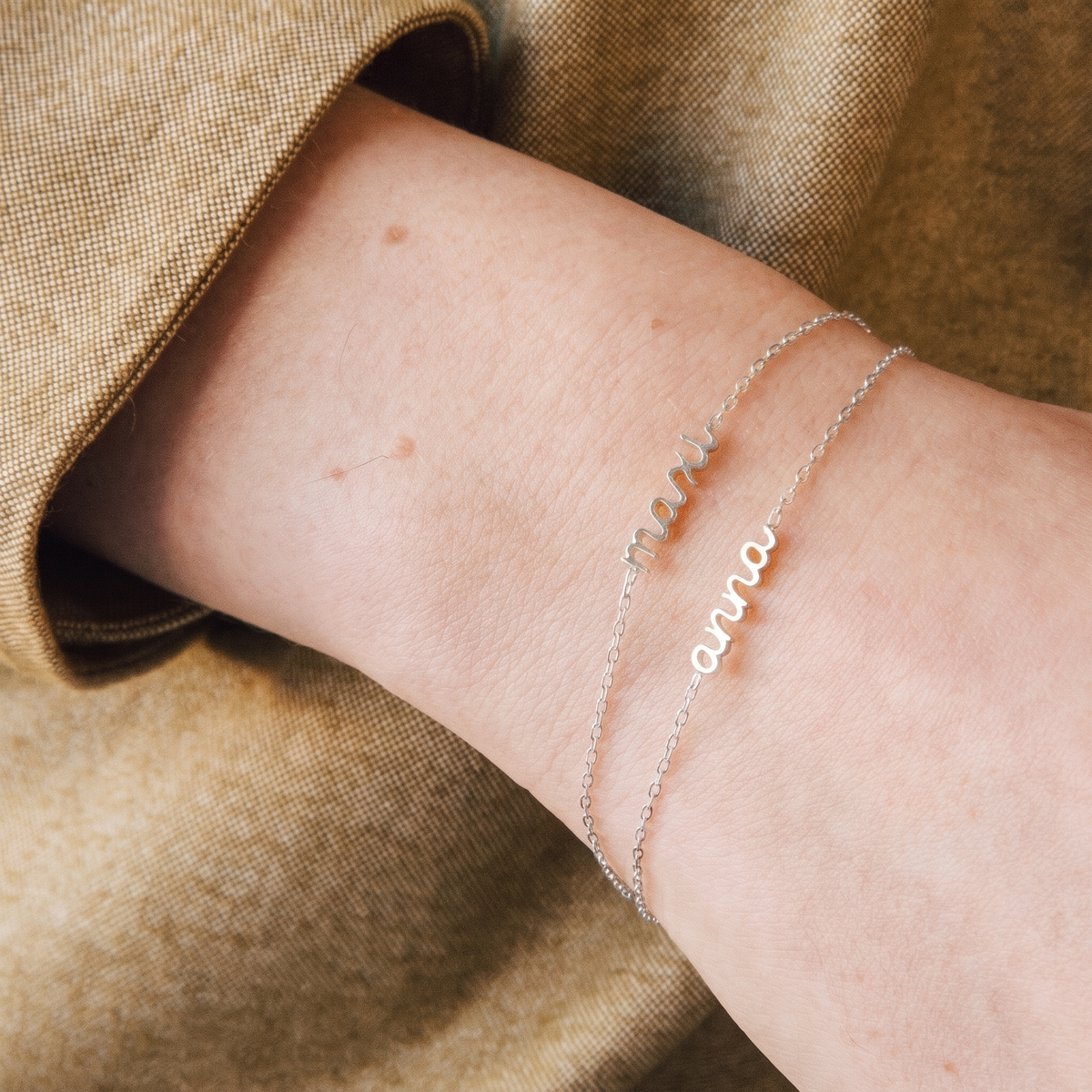 Petite Tiny Name Bracelet in Silver